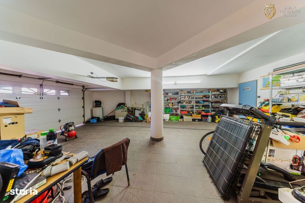 Vila zona Parneava