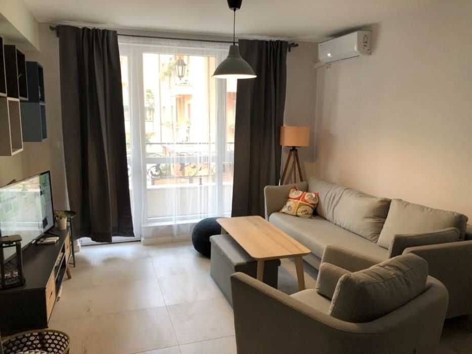 Дава се под наем Двустаен апартамент в София, Дървеница - 75 кв.м за 362.1 € - Снимка #1