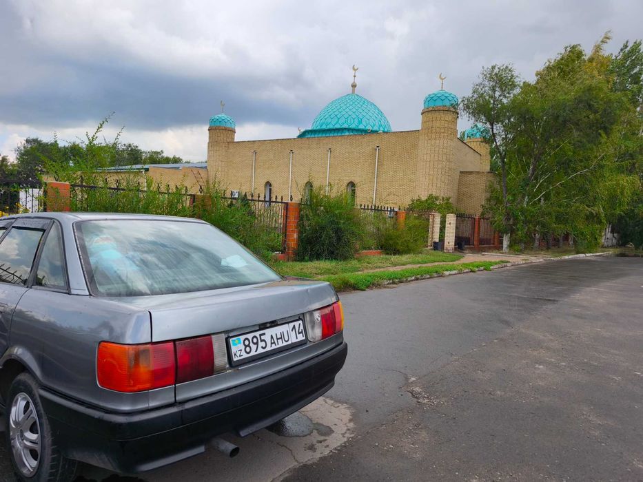 Продам Ауди 80 B3