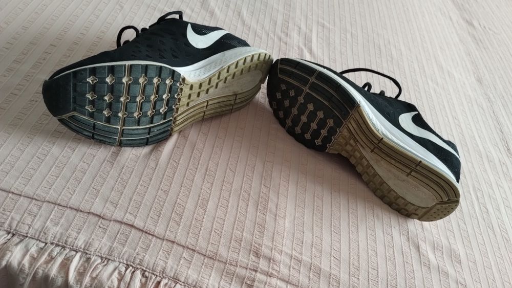 Nike маратонки N 42