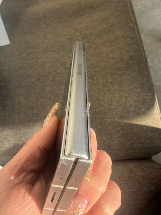 Vând Samsung Z Fold 6