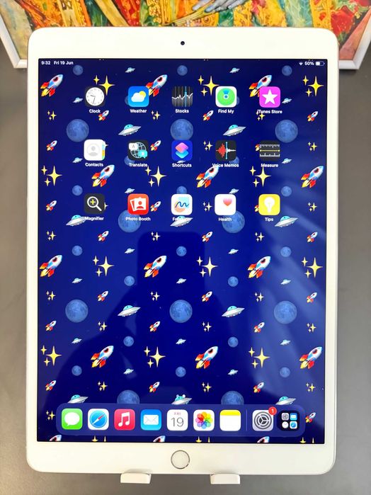 Apple iPad Pro 1gen A1709 10.5' 64GB WiFi + Cellular / Silver [4GB RAM]