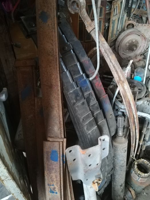 Запчасти на груз машины