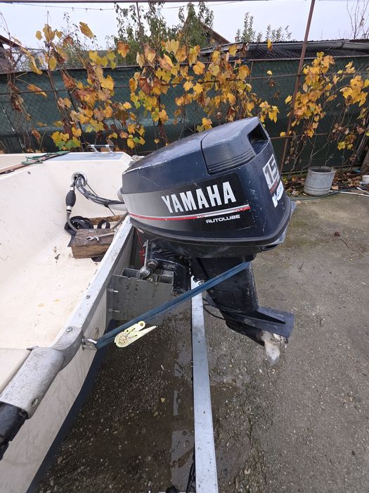 Vând Yamaha Autolube 20hp!!!