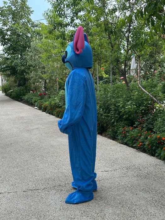 Costum mascota stitch