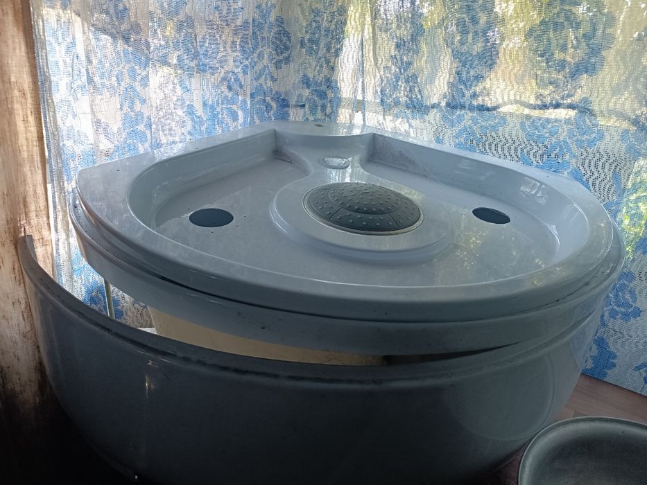 Продам душевую кабинку недорого