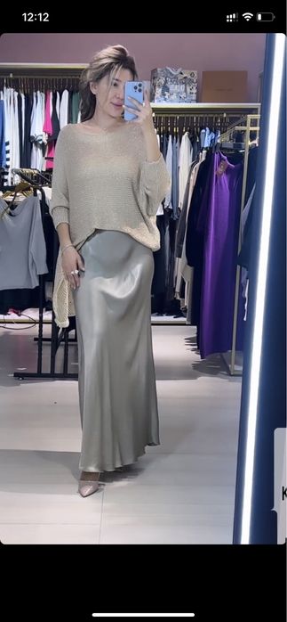 Вечерний образ в золотом оттенке