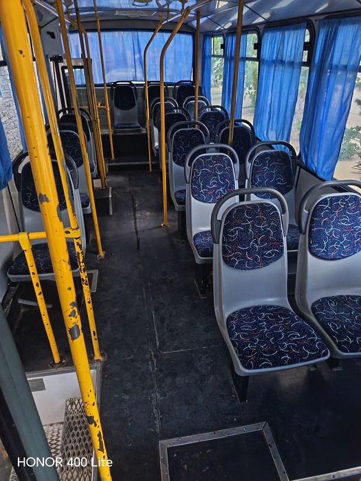 Avtobus isuzu hc40