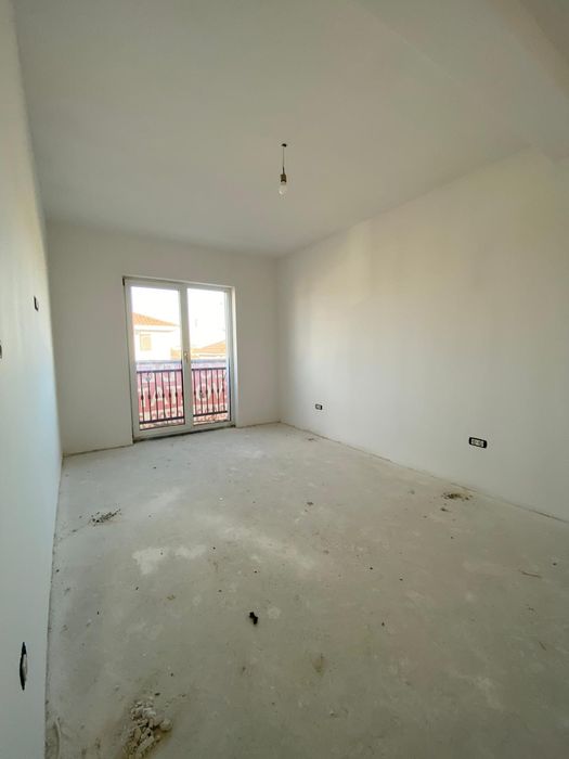 Dezvoltator comision 0 duplex Giroc strada vanatorilor 21