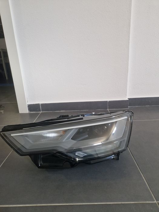 Far stanga audi a6 c8 2020 4k0.941.033