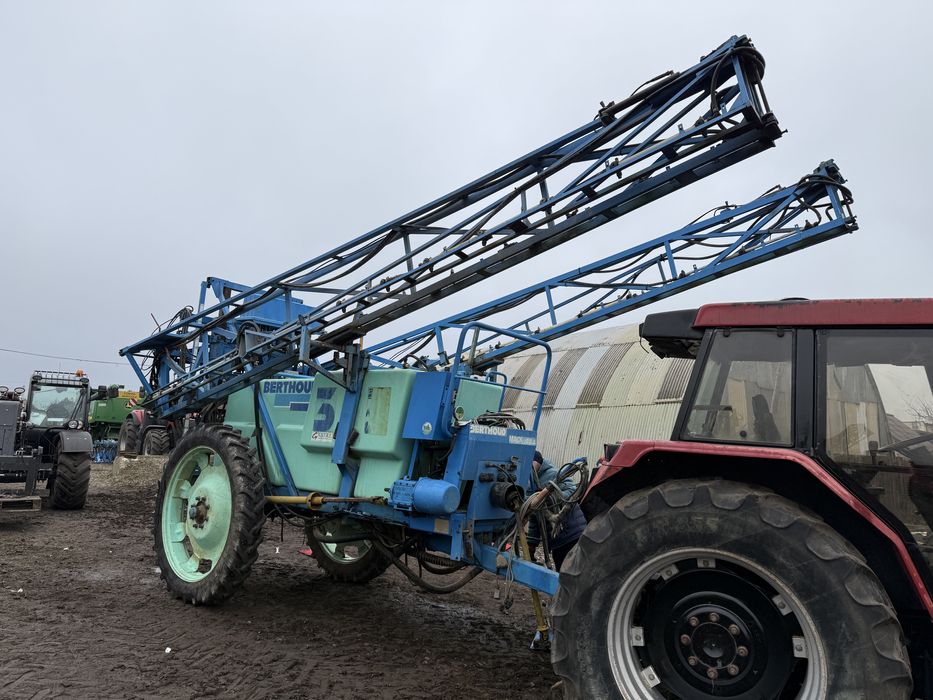 Instalatie erbicidat Berthoud 32 DPA