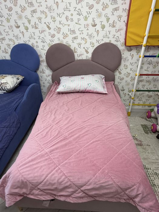 Продам детский кровать для мальчика и девочкий