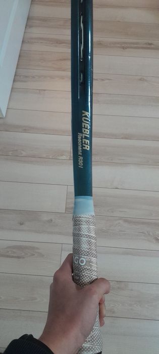 Vand racheta de tenis Kuebler rezonanz R30i