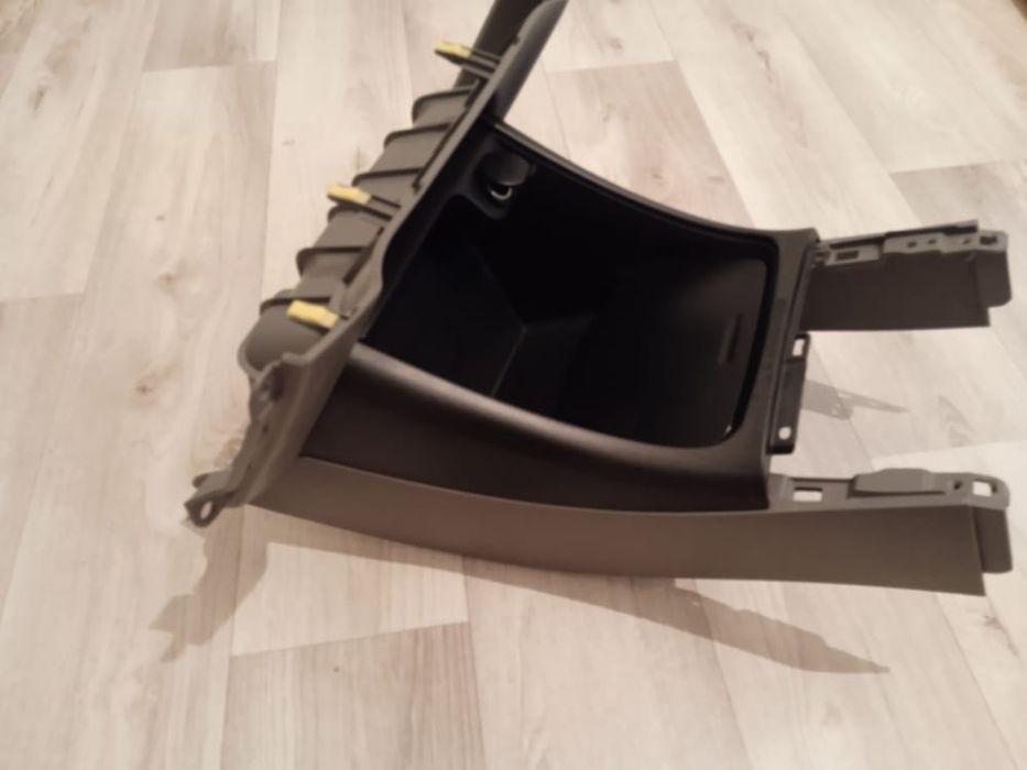 Консоль на камри 30 35