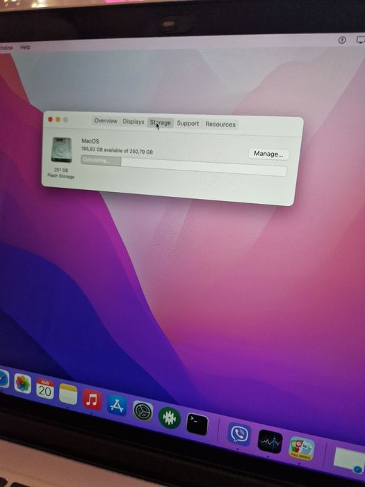 Apple MacBook Pro 15" - 16 GB RAM 2.2 GHz i7 / Макбук Про 15 инча