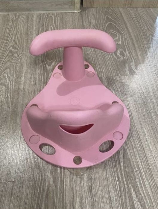 Сиденье на присосках для купания