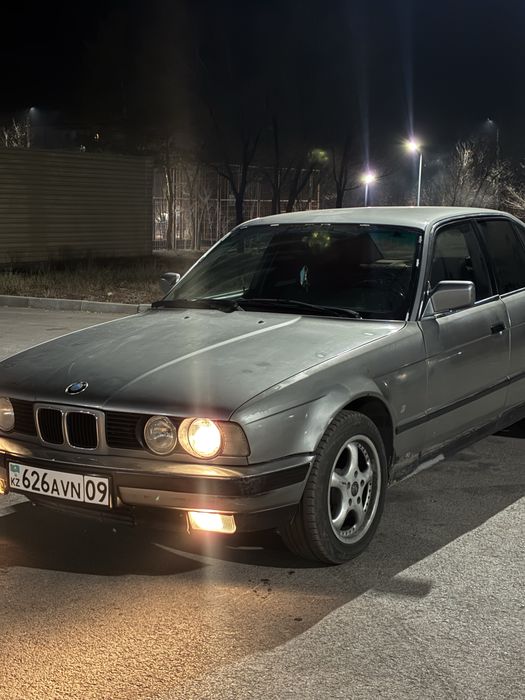 Продам BMW 520 2л
