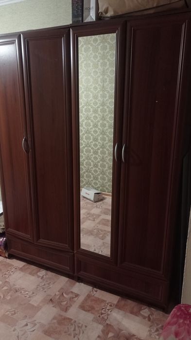 25000т шкаф сатылады, бағасы келісімді