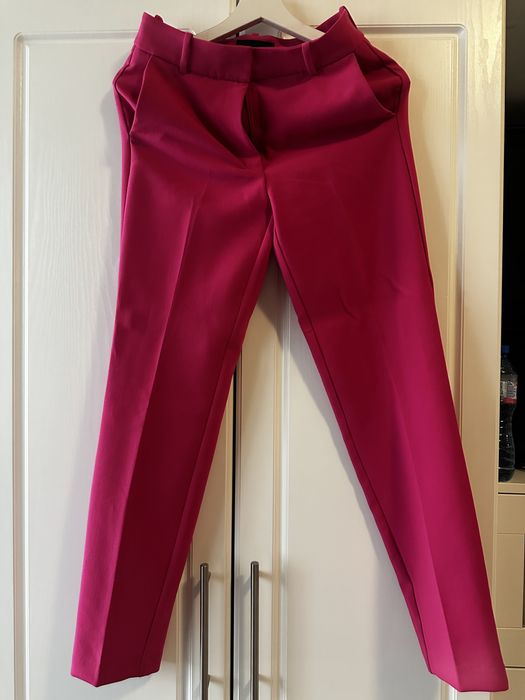 Розов дамски костюм MOHITO