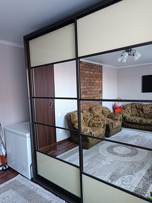 Продам шкаф , сенатор