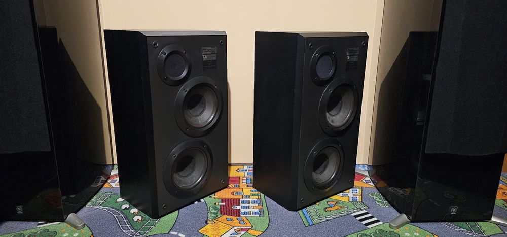 Studiocraft 400 ST by Bose sau Bose ML 4 boxe audio pe 3 cai