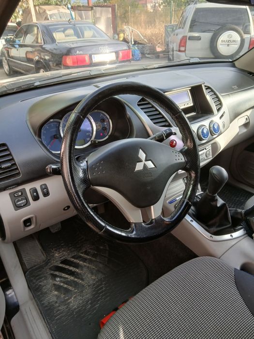 Mitsubishi L200 km reali
