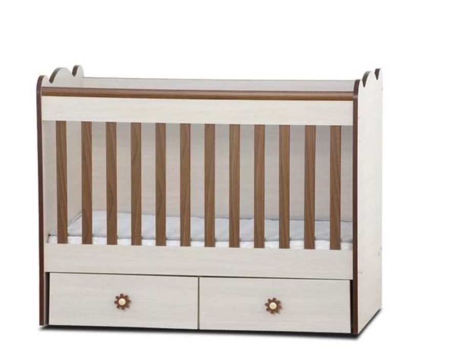 Бебешко легло с включено матраче