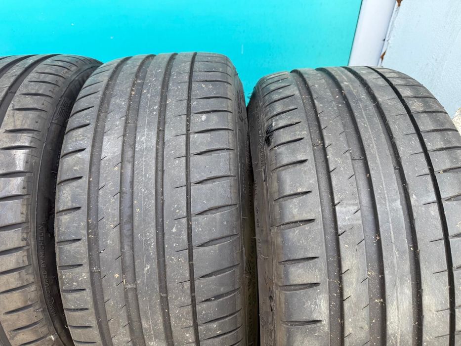 Anvelope michelin 235 40 r18
