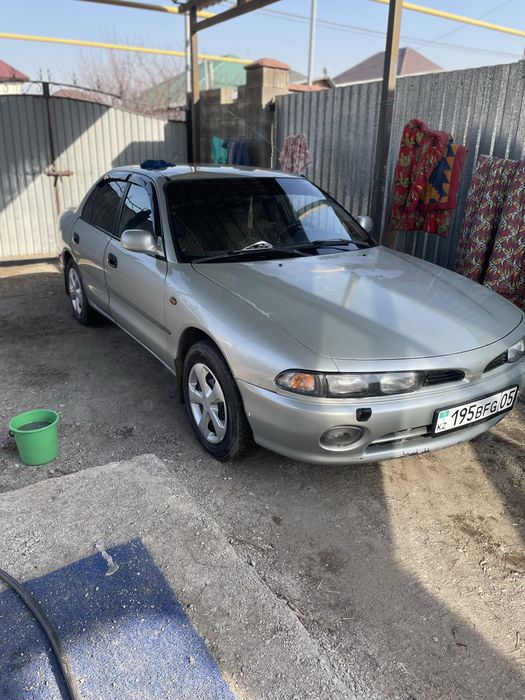 Митсубиши галант 7