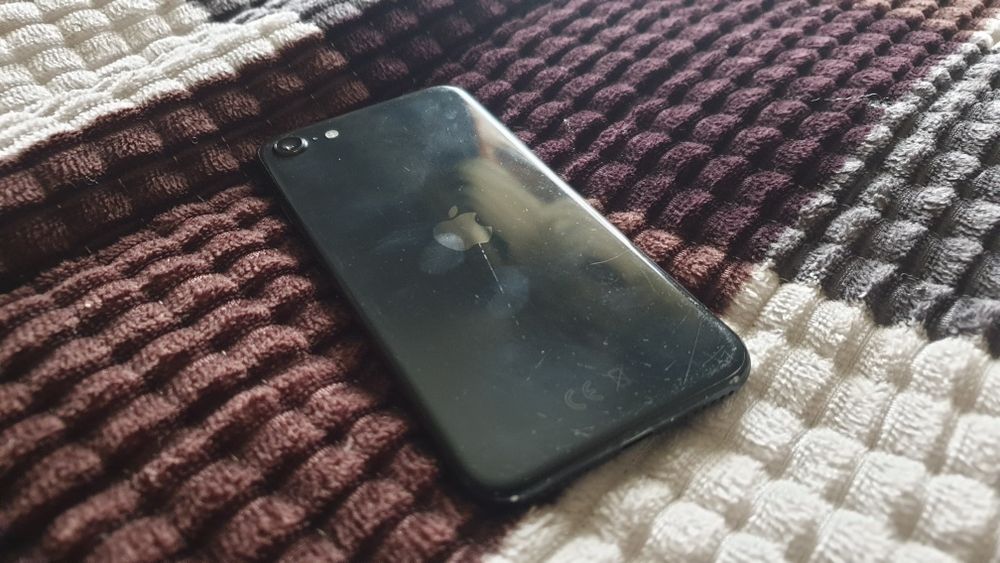 Iphone se 2020 64gb