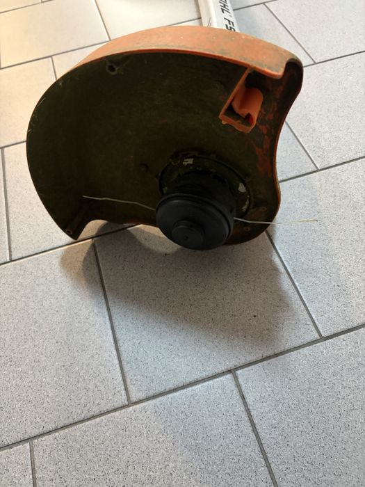 Vand trimer electric Stihl