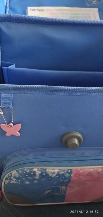 Продам детский школьный рюкзак