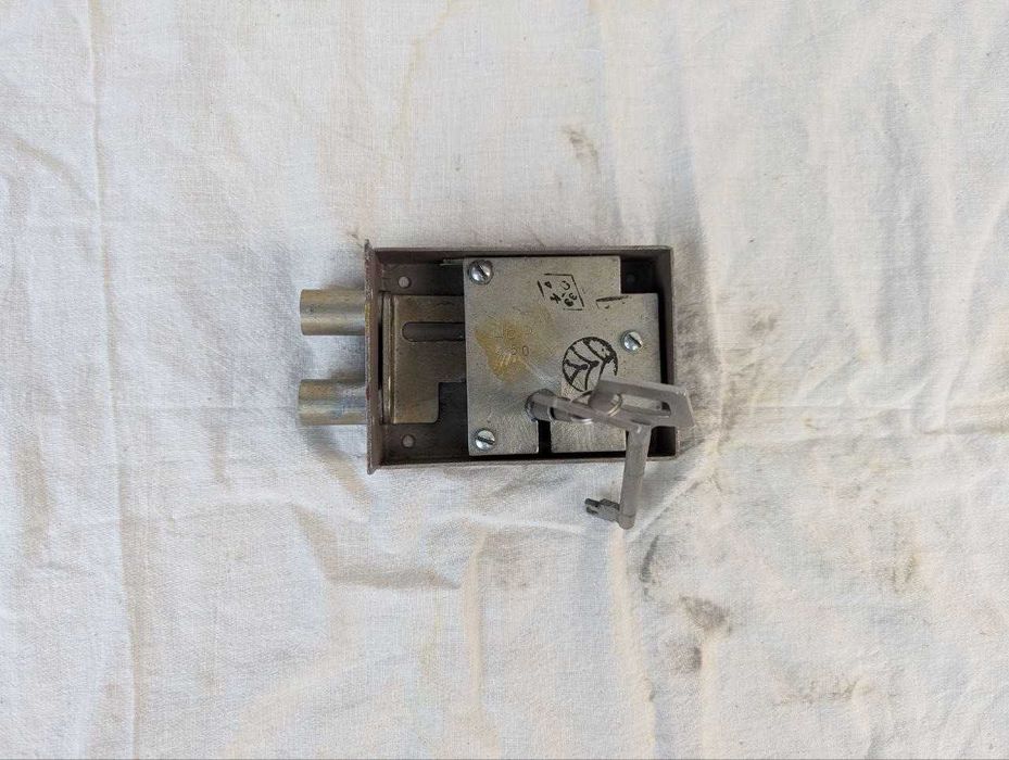 Продам накладной и висячие замки