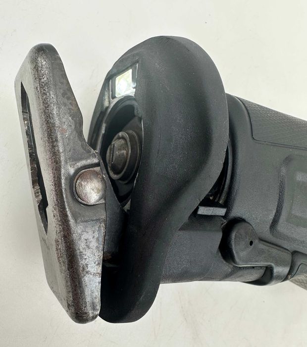 Milwaukee M18 ONESX - Акумулаторен безчетков саблен трион перфектен!