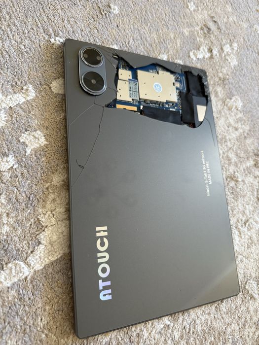 Продам планшет на запчасти