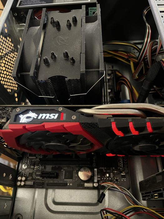 Placa video Rx570 MSI