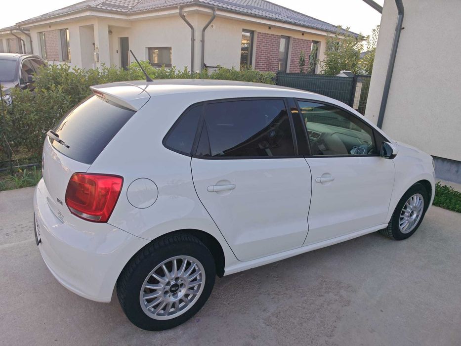 VW Polo 1.2 diesel + Bare transversale / Portbagaj auto Menabo incluse