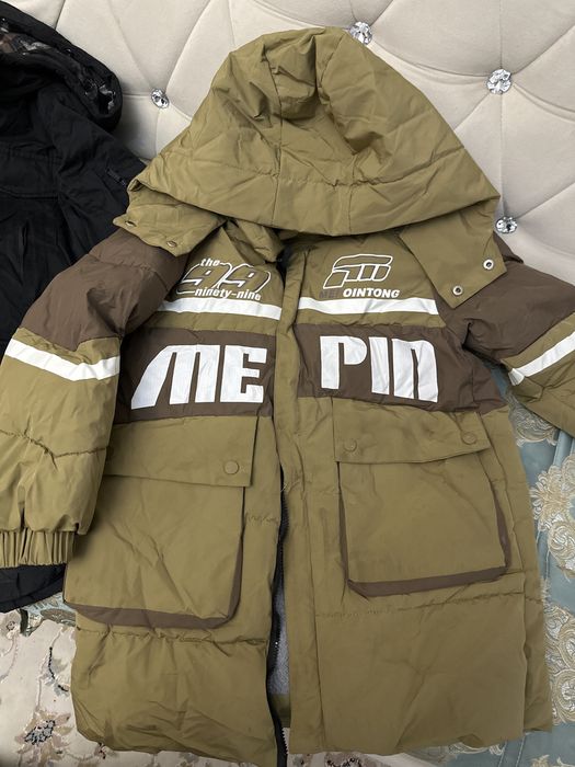 Продам куртки размер 140см