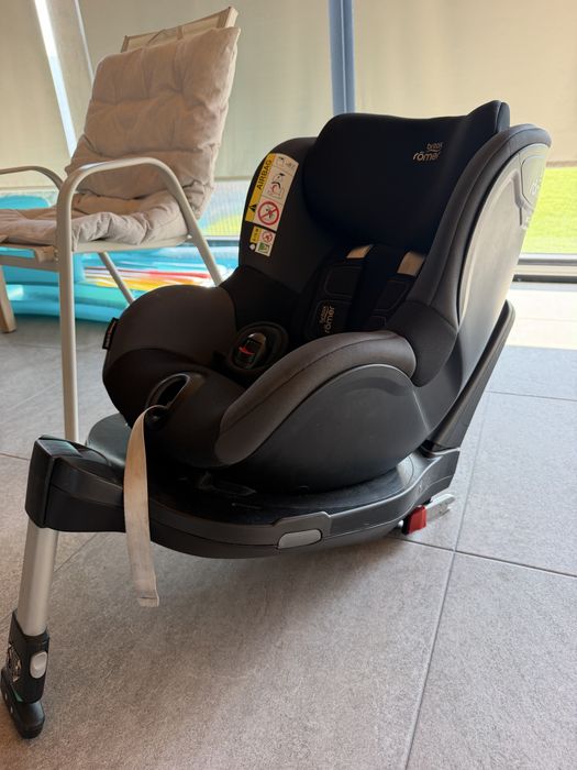 Scaun auto Britax Römer Dualfix M i-Size + bază Isofix