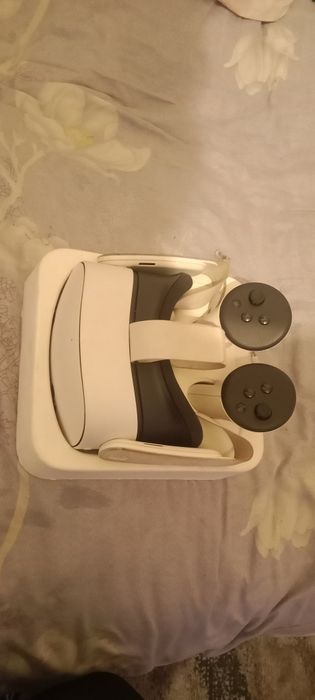 Продам Meta Quest 3S 128GB + коробка