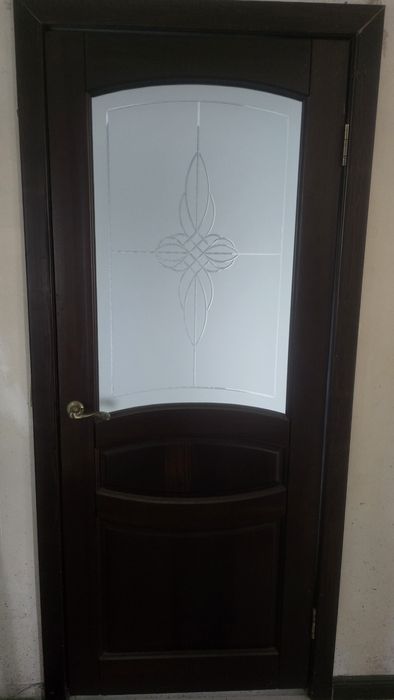 Продам двери б.у