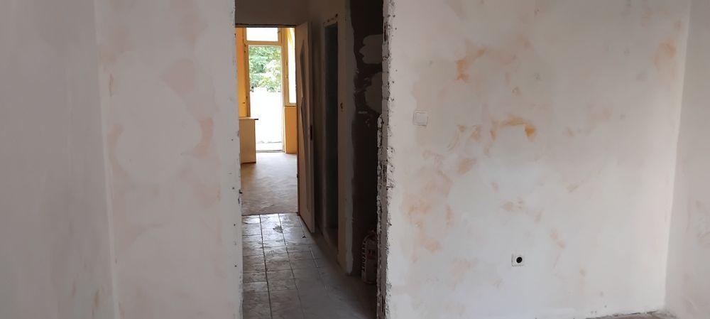 Дава се под наем Тристаен апартамент в Бургас, Център - 94 кв.м за 166000 € - Снимка #11