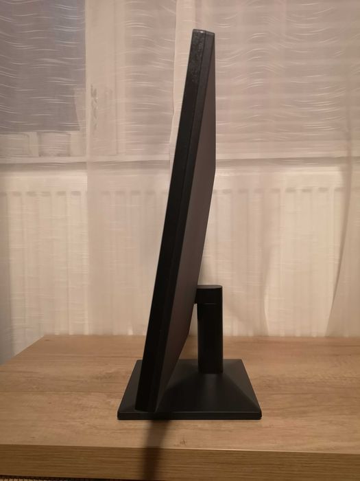 Vând Monitor LED LG 21.5", FHD, FreeSync, FlickerFree, HDMI