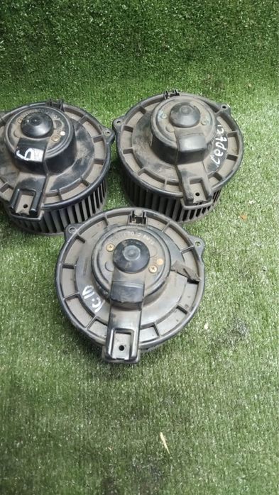 Моторчик печки Mazda