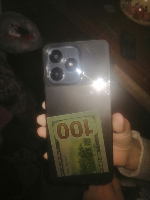 Realme not 50  4/128  24jil dekabrda alndi taza baxasi