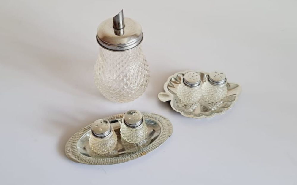 Фарфоровые солонки