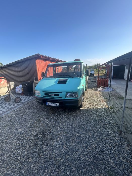 Iveco daily cu macara