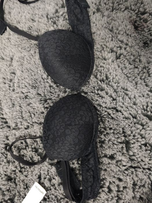 Сутиени Tezenis.