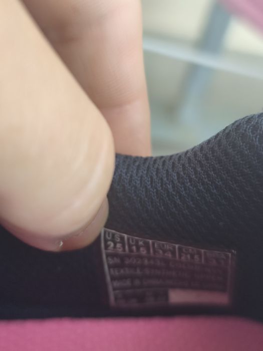 Маратонки Skechers за момиче 34 и 35 номер