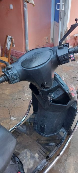 Скутер сотилияпти